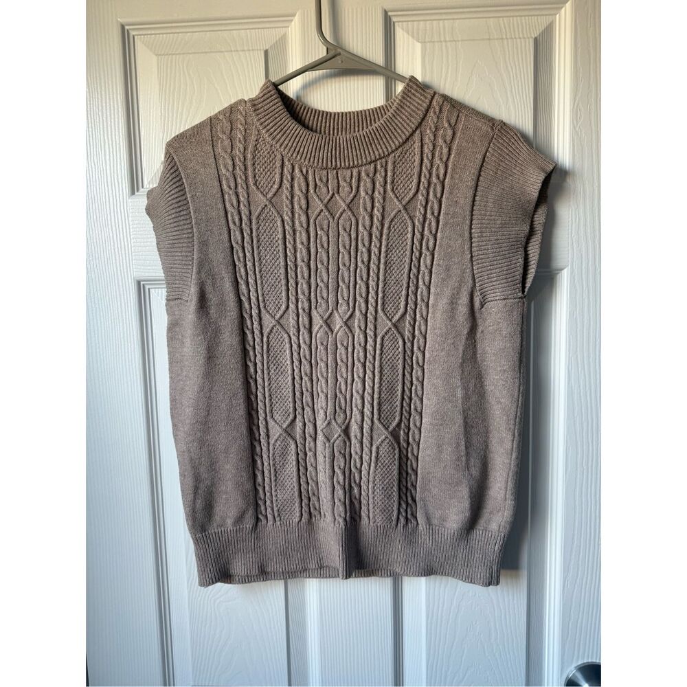 Tan Sweater Vest Pull Over Neutral Cyrus Women's Medium Knit